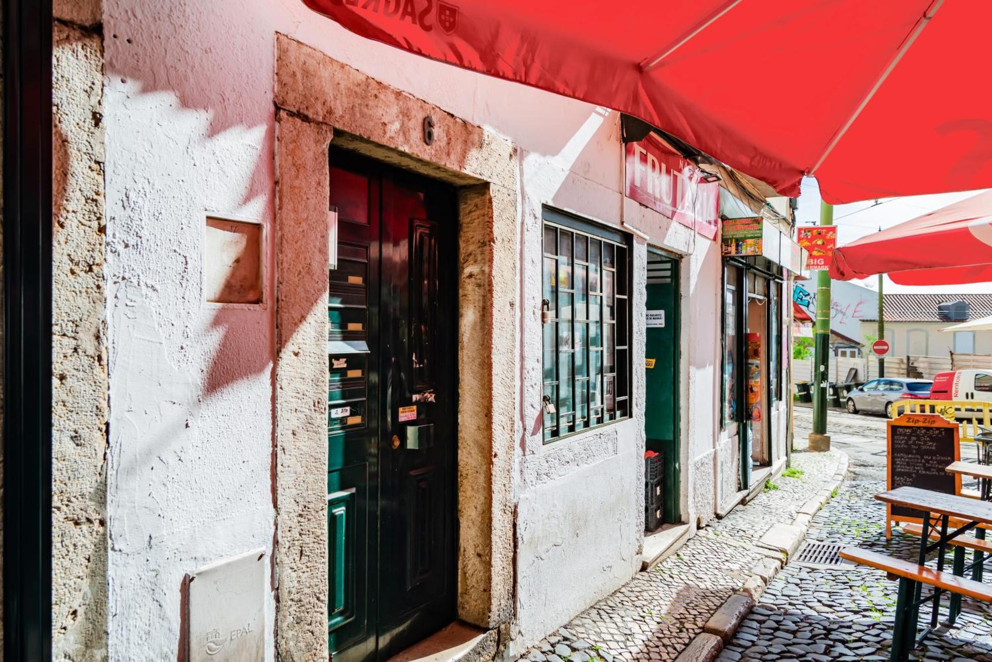 Alfama Cozy Apartments Lisbona Esterno foto